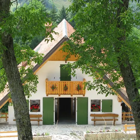 Alloggio per agriturismo Agriturismo Fornas Tolmezzo